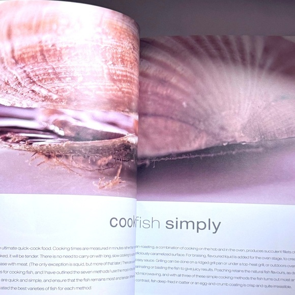 📚✨ Gordon Ramsay: Fish & Shellfish — Rare Cookbook ✨📚 - Picture 11 of 15